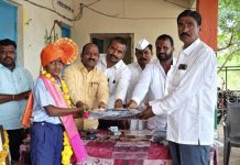 मंगळवेढा तालुक्यातील “ही” शाळा सुरू असते बारा महिने, जिल्हा परिषद सदस्य प्रदीप खांडेकर यांची सदिच्छा भेट व कौतुक