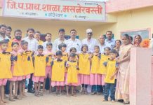 कौतुकास्पद…प्रेरणा उद्योग समूहाच्या वतीने मसनेरवस्ती शाळेत स्पोर्ट्स किटचे वाटप, १५ ऑगस्ट स्वातंत्र्यदिनाचे औचित्य साधून विद्यार्थ्यांना क्रीडा साहित्याची भेट
